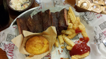 Sonny's Bbq food