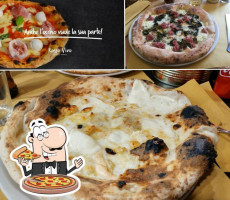 Rosso Vivo Pizzeria Verace Con Forno A Legna food