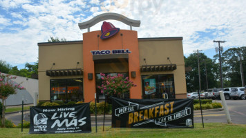 Long John Silver's Taco Bell (9540) outside