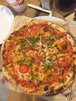 Mod Pizza food