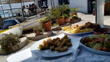 Hostal La Isleta Del Moro food