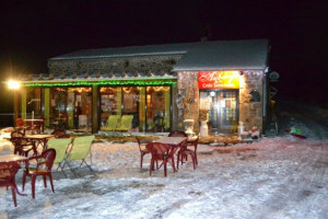 Auberge De La Croix De St Sabin inside