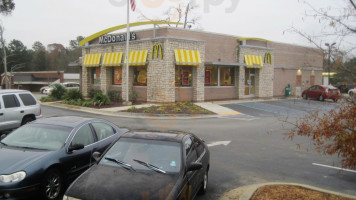 Mcdonald's outside