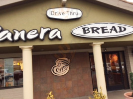 Panera Bread outside