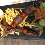 Le Pub Ambert Cibo