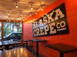 Alaska Crêpe Co inside