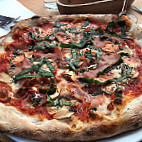 Pizza di Gio food