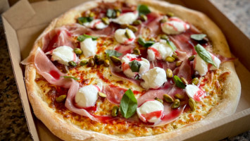 Pronto Pizza food