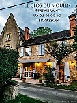 Le Clos Du Moulin outside