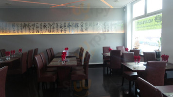 Restaurant amitie food