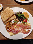 Eative Film Cafe food