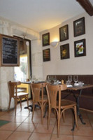 Le Bistrot De Madeleine food