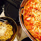 Solo Pasta & Pizza food