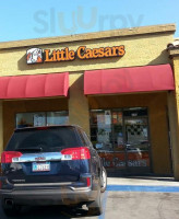 Little Caesars Pizza outside