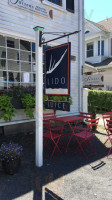 Lido inside