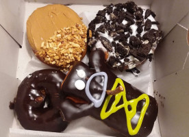 Universal Studios Voodoo Doughnut food