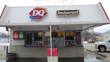 Dairy Queen outside