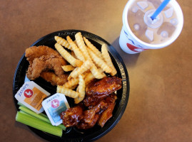 Zaxby's Chicken Fingers Buffalo Wings food