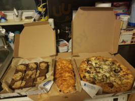 Domino's Pizza food