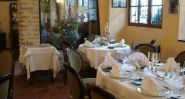 Auberge du Tourlourou food