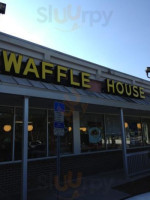 Waffle House outside