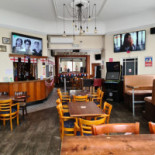 The Pilot Pub Dentro