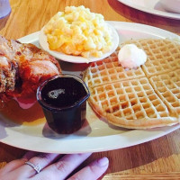 Roscoe's House Of Chicken And Waffles (manchester Main) food