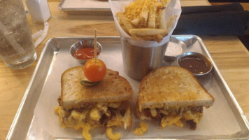 Dallas Grilled Cheese Co. food