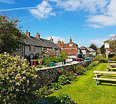 The Partridge Inn outside