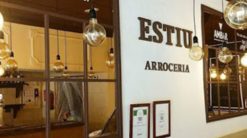 Cervecería Estiu food