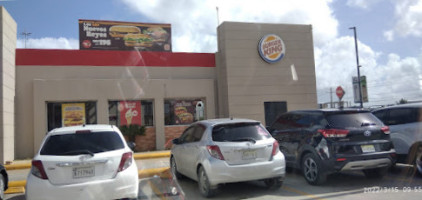 Burger King outside