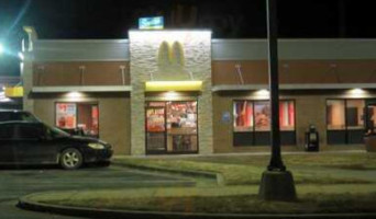 Mcdonald's outside