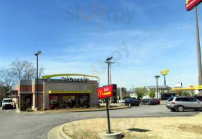 Mcdonald's outside