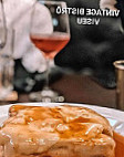 Vintage Bistro Viseu food