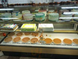 Yia Yia's Bakery food