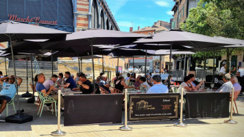 Le Couvert des Halles food