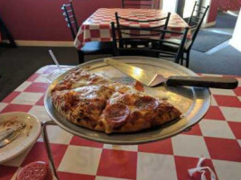 Romano's Pizzeria food