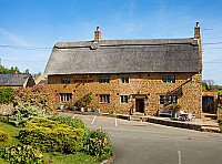 The George Inn outside