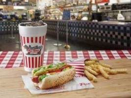 Portillo's outside