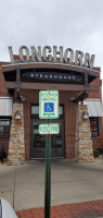 Longhorn Steakhouse outside