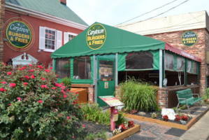 Carytown Burgers Fries outside