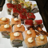 Semi Sushi Comida