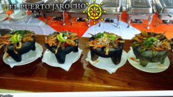 Mariscos El Puerto Jarocho food