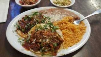 Taqueria Los Compadres food