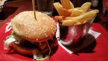 Red Robin Gourmet Burgers And Brews food