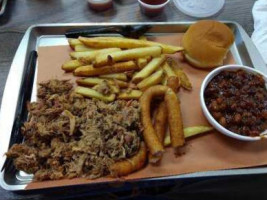 Buddy's Bbq food