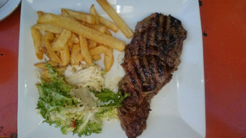 Le Bistrot de Marie food