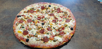 Pronto Pizza food