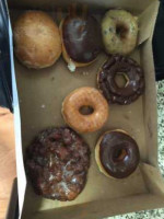 Donut Palace food