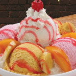 Shakey's Dentro